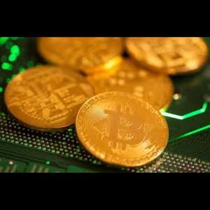 MicroStrategy chief Michael Saylor’s $216M stock sale sparks a Bitcoin frenzy