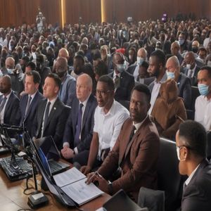AI Expert Advocates Government Action Against Disinformation