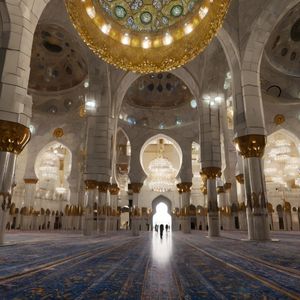 AI Robots Introduced to Assist Pilgrims within Mecca’s Grand Mosque