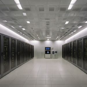 Digital Technologies Fueling Data Center Growth: The Path to Sustainability