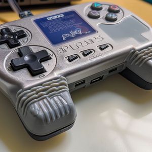 Revolutionary Modder Creates Handheld PlayStation from Rare PS1 Controller