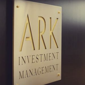 Ark Invest Sells Nearly $26M Worth Of Robinhood Shares