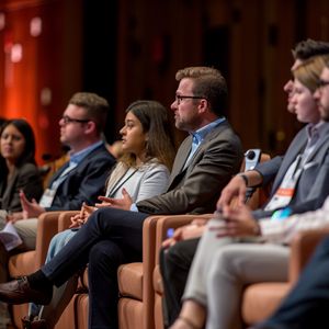 Tech Entrepreneurs and Feds Discuss Contradicting Opinions on AI at Stanford