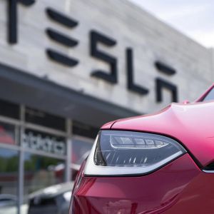 Tesla revamps AI and robotics team after extensive layoffs