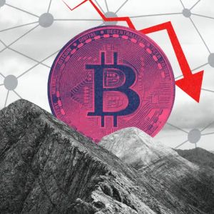Bitcoin falls under $60K as BlackRock’s BTC ETF registers second-ever outflow of $13.5M