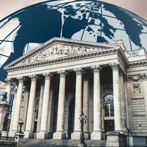 Bank of England flags global economic threats from rising trade barriers