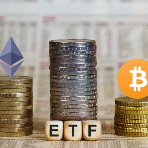 Bitcoin spot ETFs shed $388M in weekly outflows while Ethereum ETFs gain $349M