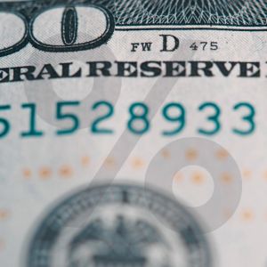 Odds the Federal Reserve will cut interest rates this month falls below 5%