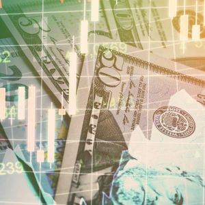 Stocks edge up as Trump teases new trade deals – but S&P 500 still can’t break resistance