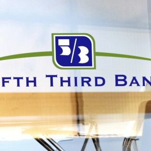 Cincinnati’s Fifth Third Bank expands crypto push as US rules take shape
