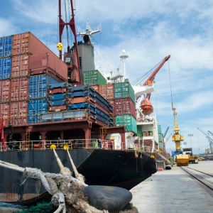 U.S. importers rethink shipments as Trump cuts China tariffs