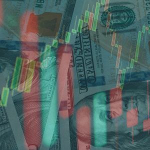 BlackRock IBIT's 30-day streak ends with $400 million outflow, BTC ends May on a low