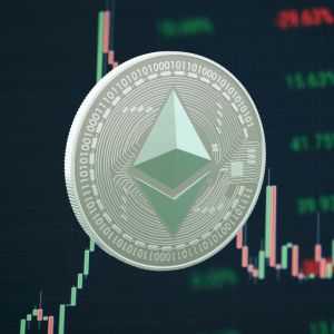 Mysterious whale accumulates ETH after market dip