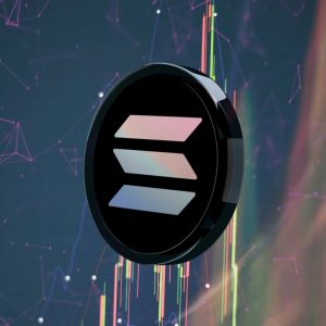 Solana surges above $160 as Rex-Osprey ETF and Robinhood staking boost prices