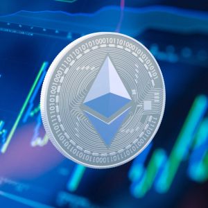 US whales are buying ETH again, raising the Coinbase premium