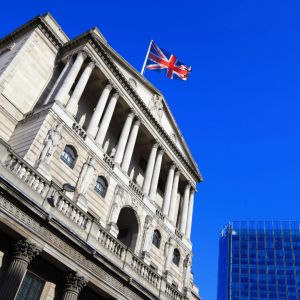 BoE tells banks to brace for dollar shock