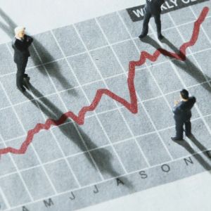 What are investors watching for in this week's Q2 earnings reports?