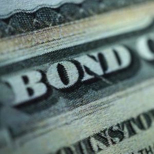 UK, EU bond traders warn regulators against locking in a new leverage rule