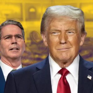 Trump's confidante Steve Bannon says Scott Bessent should run both the Fed and Treasury