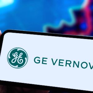 GE Vernova stock has quadrupled since April 2024 and is now the second-best performer in the S&P 500
