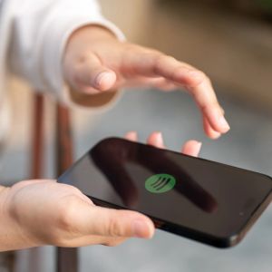 Spotify joins global music companies to develop AI music tools