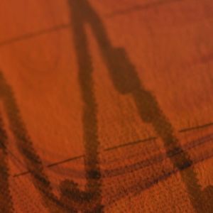 Strategy's MSTR drops 50% from all-time high as BTC dips below $105,000