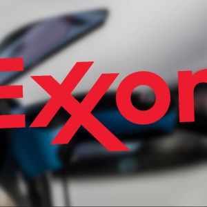Exxon and Chevron beat profit forecasts despite weaker oil prices