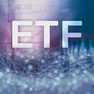 45% of ETF investors plan to buy crypto ETFs, Schwab