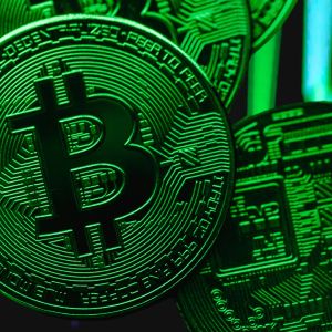 Bitcoin user pays $105K fee on $10 transaction by mistake