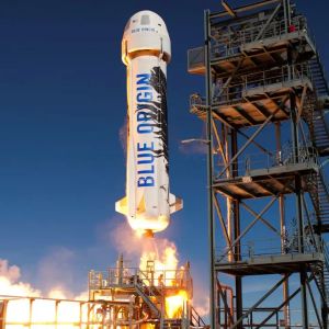 Blue Origin intensifies SpaceX competition with successful booster landing