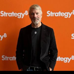 Strategy’s STRC preferred stock hovers near $100 as bitcoin-backed financing model holds