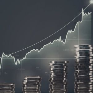 Lumen's stock rose 46.3% on Pac-12 and Palantir $200M partnership deals