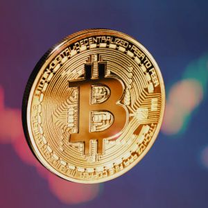 Bitcoin Slips Below $83K as Fed Succession Fears Hit Crypto at Full Speed