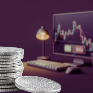 Retail investors pile $430m into SLV amid silver’s drop from $121 to $78