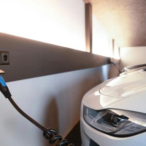 Global EV registrations decline as China and U.S. adjust policies
