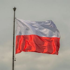 Poland parliament receives crypto law proposal with minimal MiCA implementation