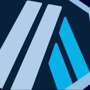 Arbitrum’s stablecoin supply surged 80% year-on-year, reaching a $10B peak