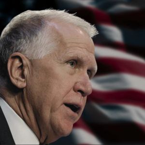 Thom Tillis says he will vote to confirm Kevin Warsh after DOJ ended its Powell probe