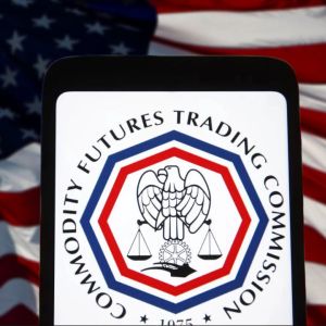 CFTC moves to codify non-custodial software protections after Phantom “no-action” precedent
