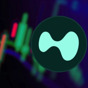 Spot HYPE ETFs approach $900 million in volume, signaling institutional confidence in Hyperliquid