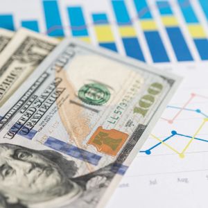 The richest 10% now account for nearly half of U.S. consumer spending