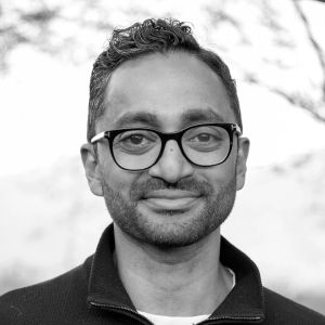 Chamath Palihapitiya backs harnesses and applications in AI investing guide