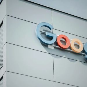 Google DeepMind's Hassabis becomes chairman as Jeff Dean exits for Discovery Loop