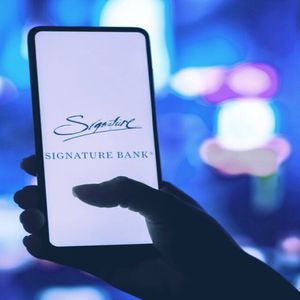 Signature Bank’s Stock Sinks 10% as Silvergate Prepares to Shut Down