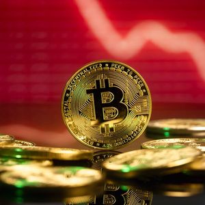Bitcoin Drops to $28,000 as Macro Pressures Bite