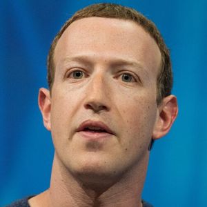 Meta Profits Set to Drop as Zuckerberg Pivots to AI, Analysts Say