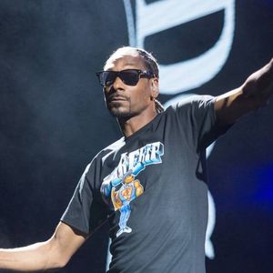 Snoop Dogg's NFT Tour Pass Lets Fans 'Travel the World' With Him Virtually