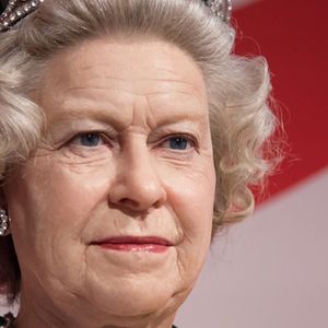 AI Chatbot Allegedly Backed Man's Plan to Kill Queen Elizabeth II