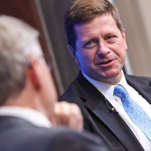 Former SEC Chair Says Bitcoin ETF Could Be Approved—If These Conditions Are Met
