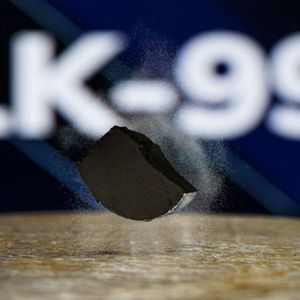 Room-Temperature Superconductor Race Shines Light on Crypto’s ‘DeSci’ Movement